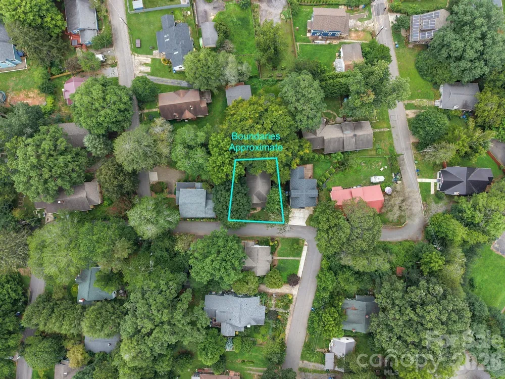 56 Harvard Place Asheville, NC 28806
