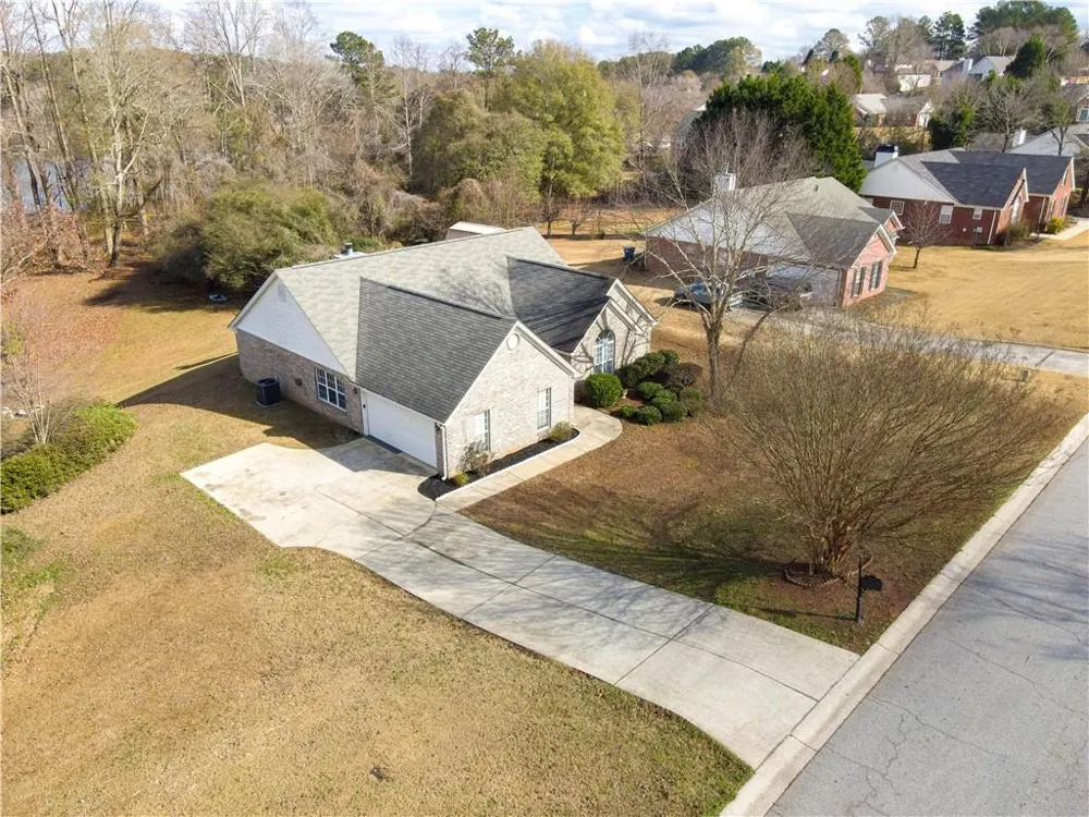 719 Overlook Drive Winder, GA 30680