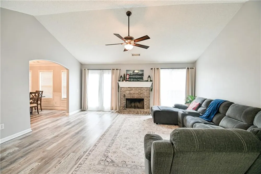 719 Overlook Drive Winder, GA 30680
