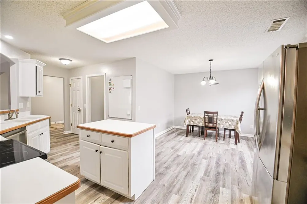 719 Overlook Drive Winder, GA 30680