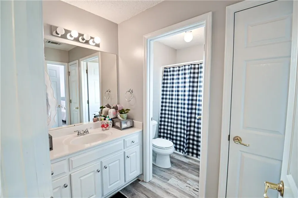 719 Overlook Drive Winder, GA 30680