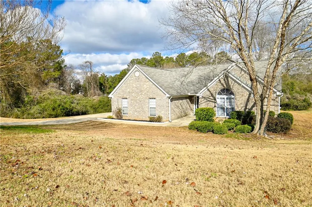 719 Overlook Drive Winder, GA 30680