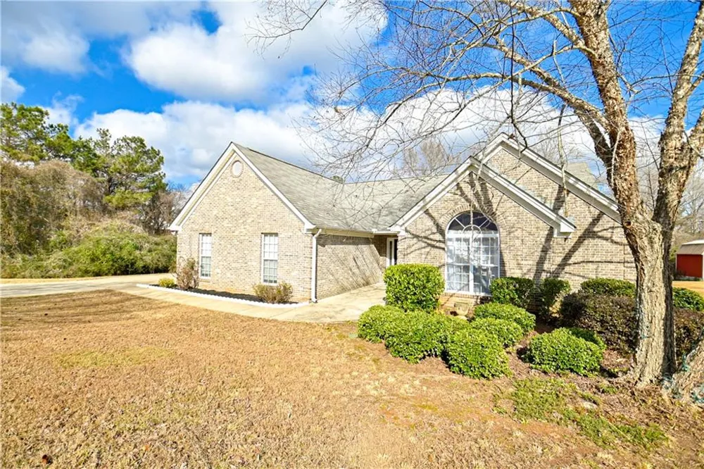719 Overlook Drive Winder, GA 30680