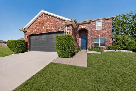 816 Lone Pine Drive