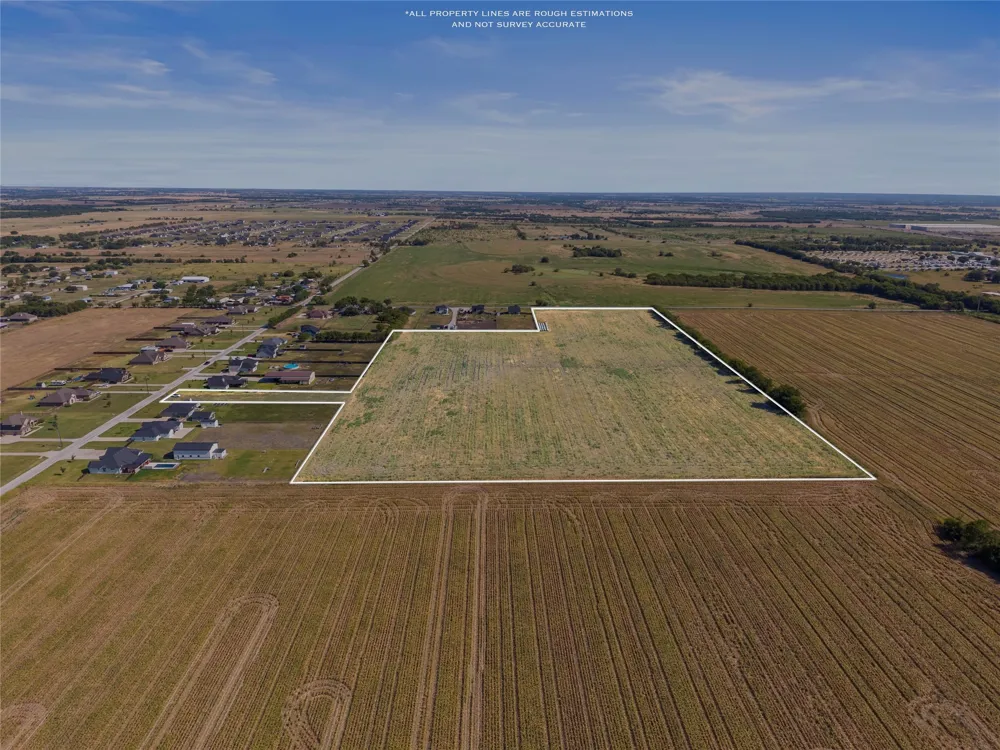 3885 Lois Road W Sanger, TX 76266
