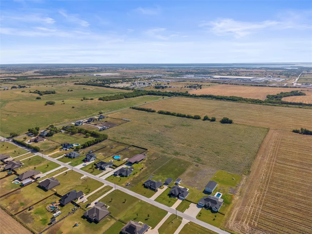 3885 Lois Road W Sanger, TX 76266