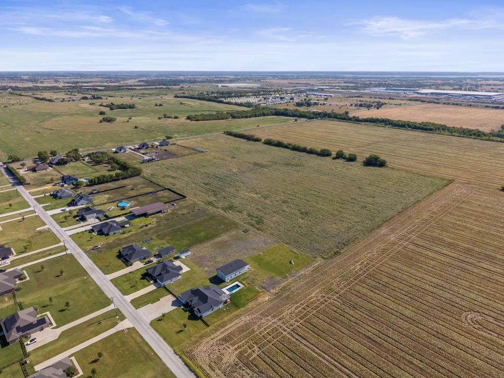 3885 Lois Road W Sanger, TX 76266