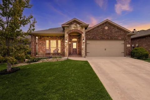 3237 Tamarack Lane