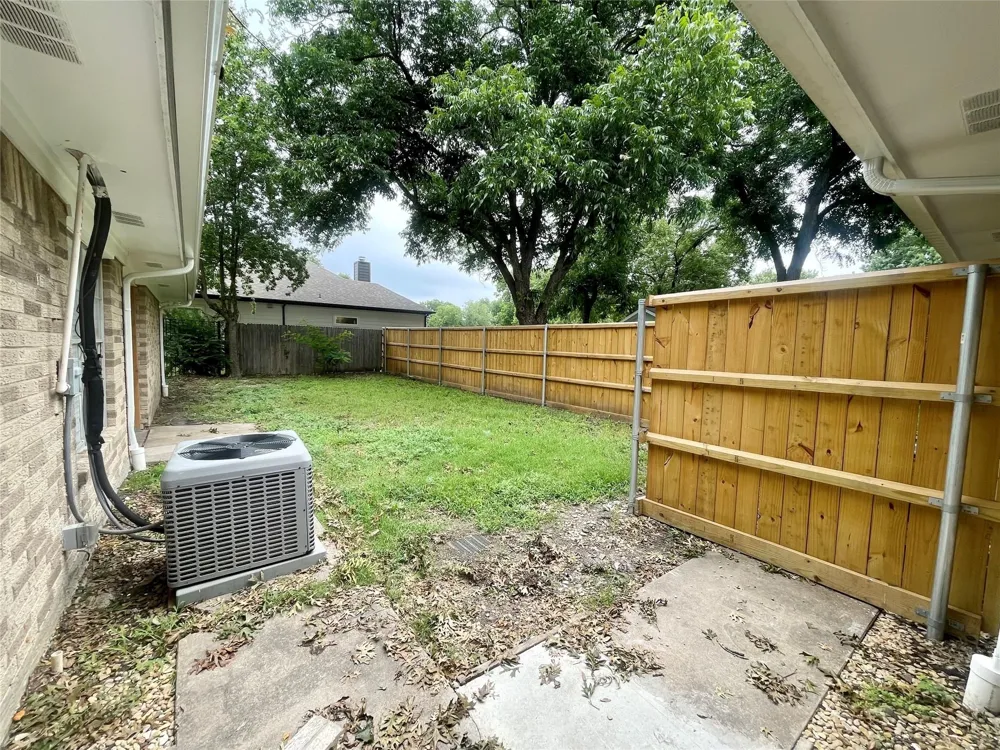 515 Maple Street Farmersville, TX 75442