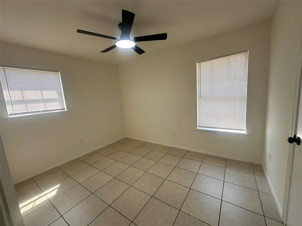 732 Meadow Lane Hempstead, TX 77445