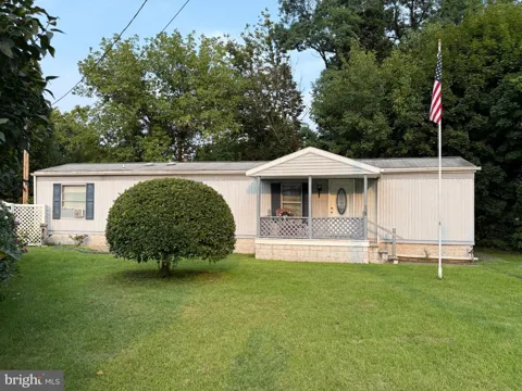 207 MAIN STREET