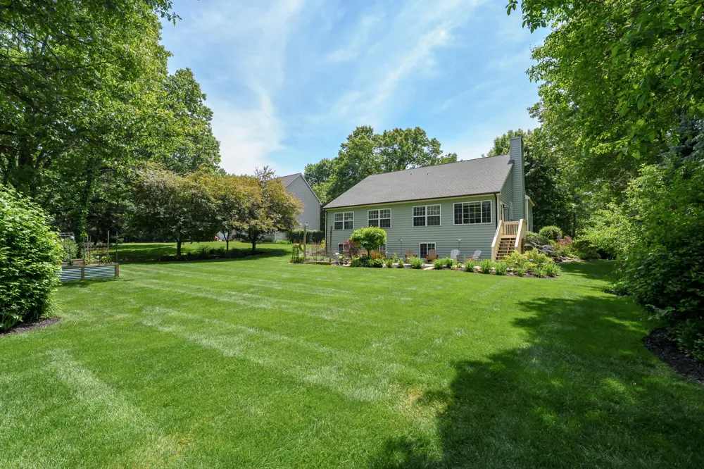 8514 Hathaway Road Kalamazoo, MI 49009