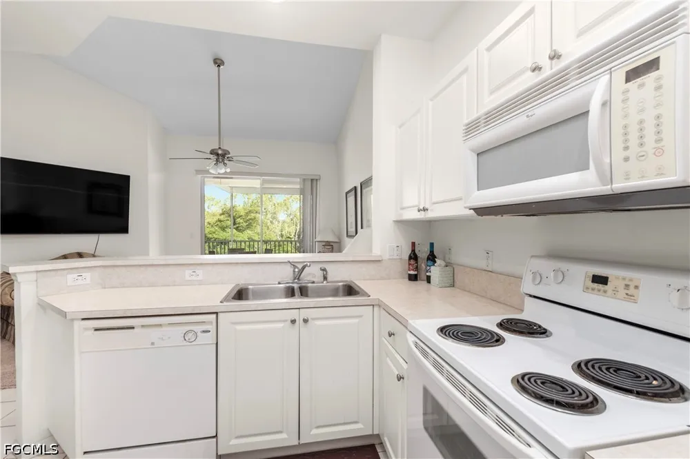 Liron Avenue #203 Fort Myers, FL 33916