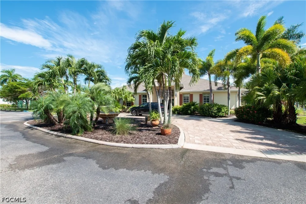 Liron Avenue #203 Fort Myers, FL 33916