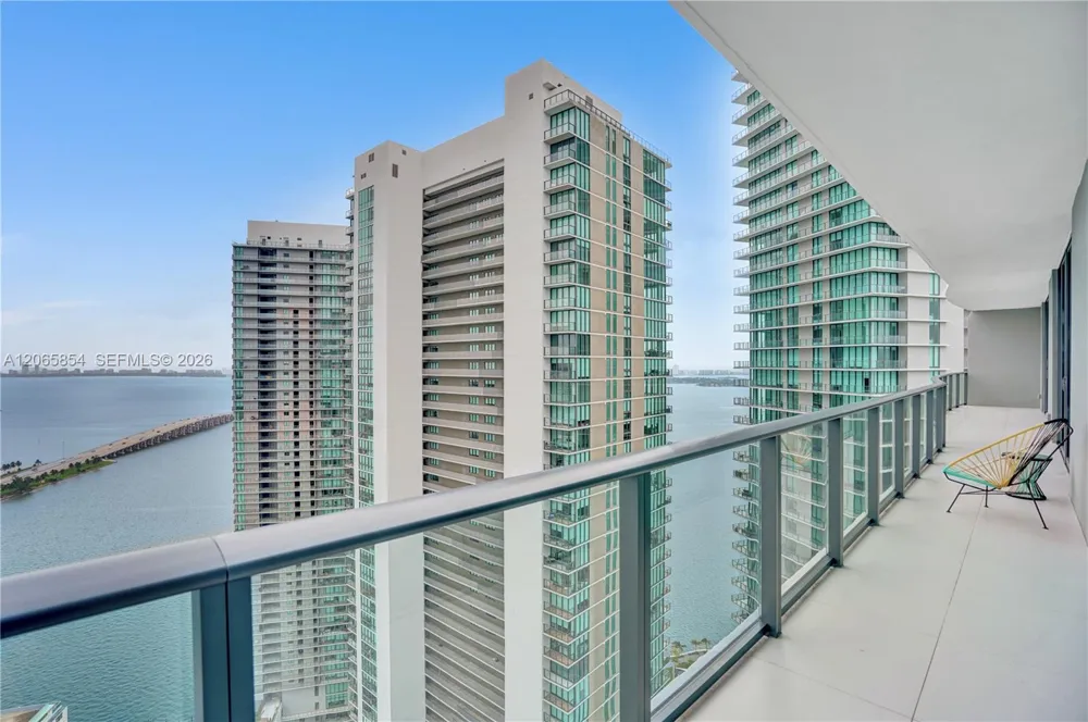 501 NE 31st St #PH4102 Miami, FL 33137