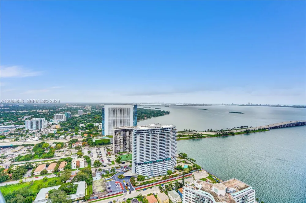 501 NE 31st St #PH4102 Miami, FL 33137