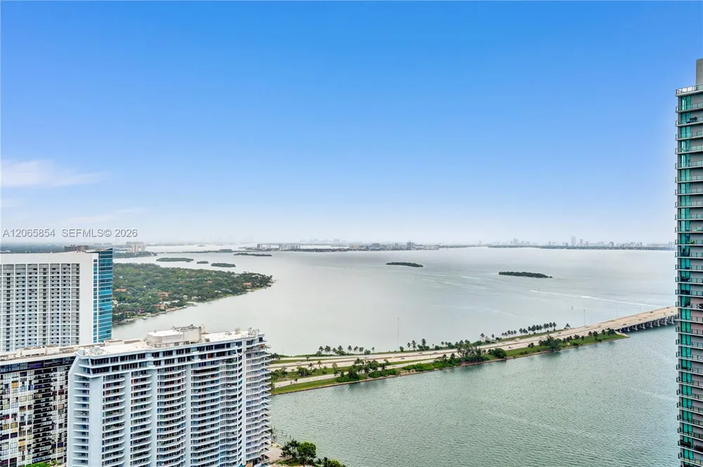 501 NE 31st St #PH4102 Miami, FL 33137