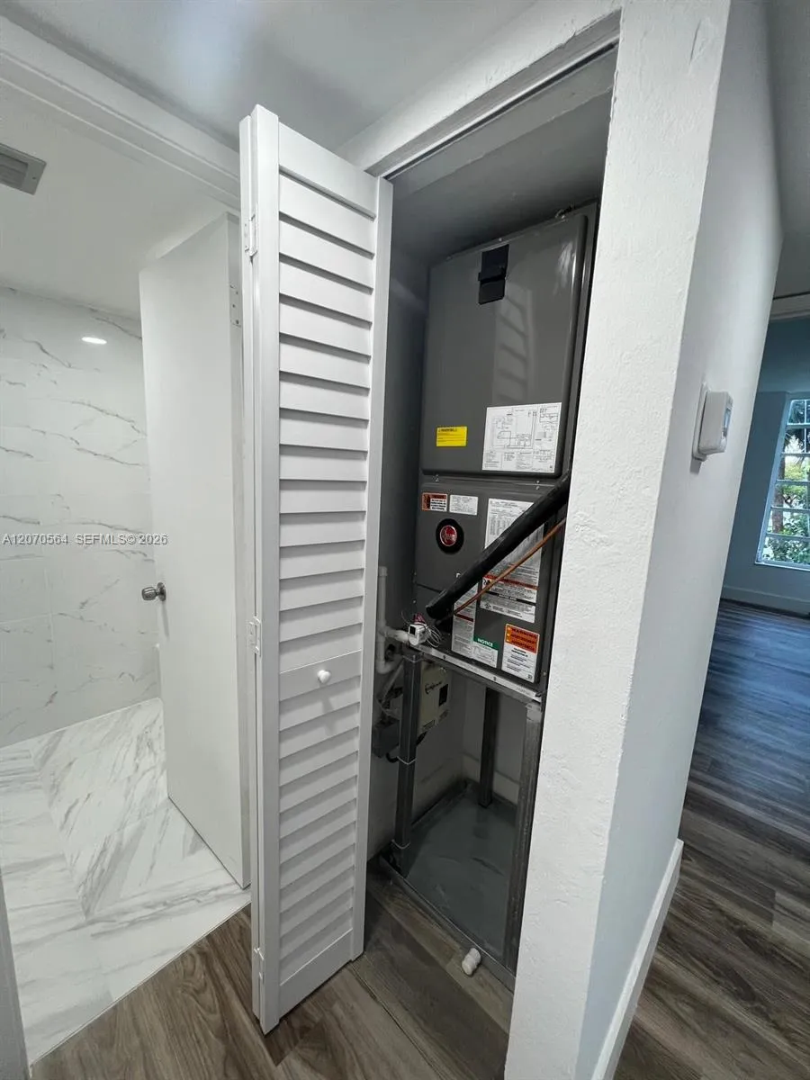 310 Fontainebleau Blvd #204 Miami, FL 33172
