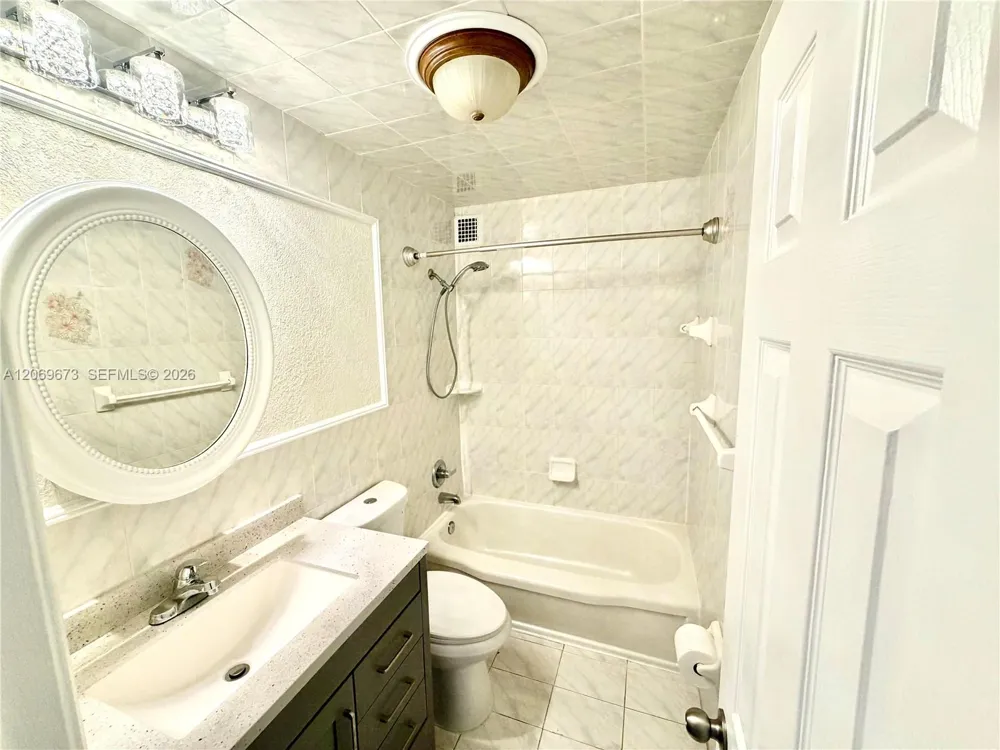 3922 NE 166th St #S306 North Miami Beach, FL 33160