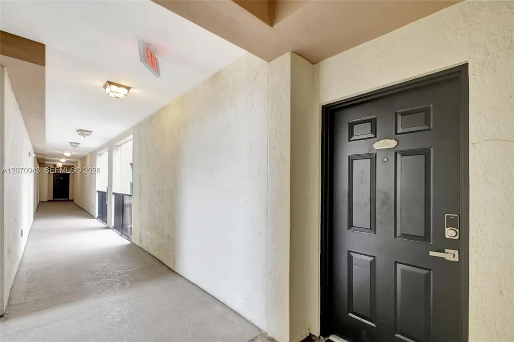 2206 Tuscany Way #2206 Boynton Beach, FL 33435