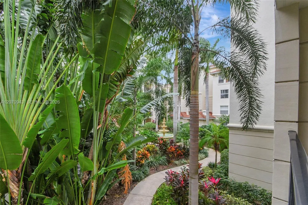 2206 Tuscany Way #2206 Boynton Beach, FL 33435