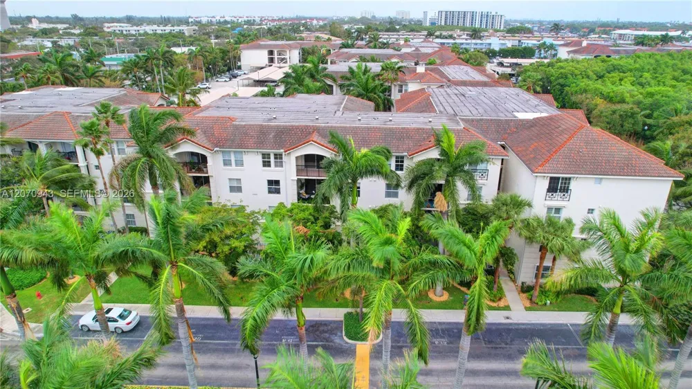 2206 Tuscany Way #2206 Boynton Beach, FL 33435