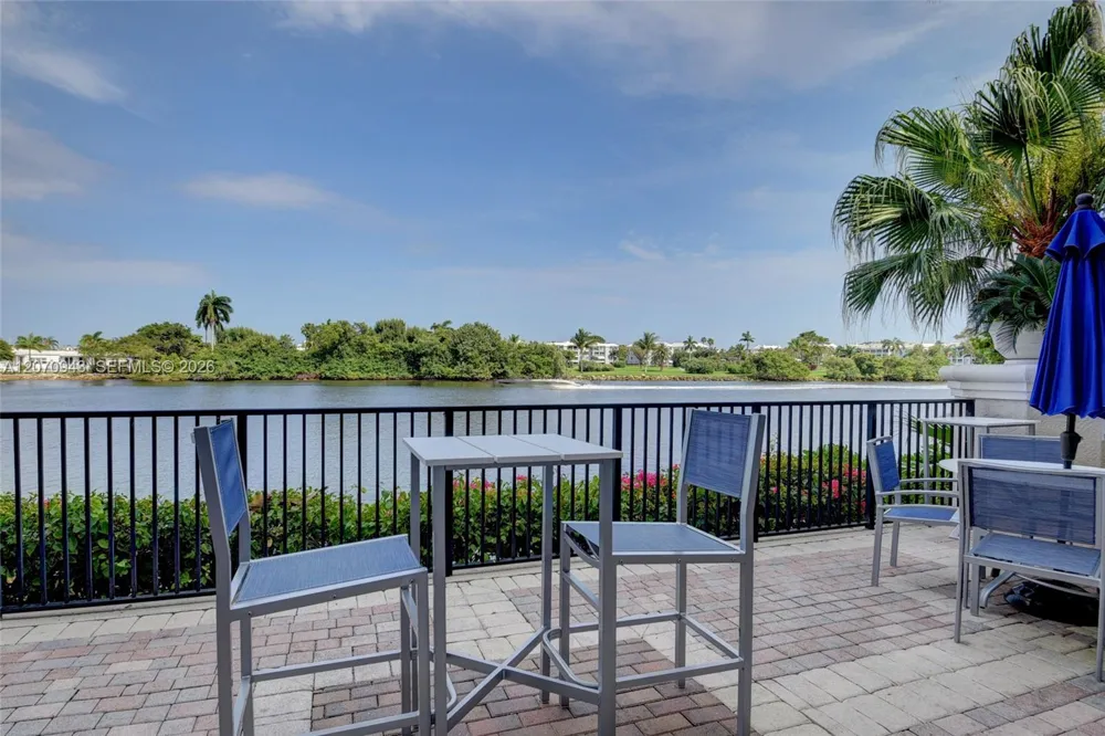 2206 Tuscany Way #2206 Boynton Beach, FL 33435