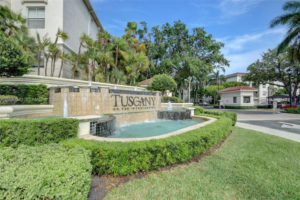 2206 Tuscany Way #2206 Boynton Beach, FL 33435