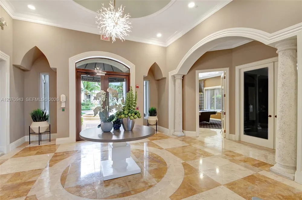 2206 Tuscany Way #2206 Boynton Beach, FL 33435