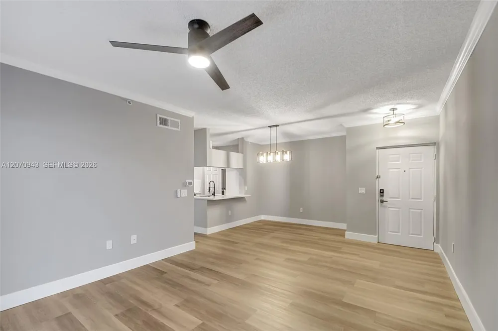 2206 Tuscany Way #2206 Boynton Beach, FL 33435