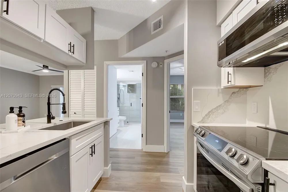2206 Tuscany Way #2206 Boynton Beach, FL 33435