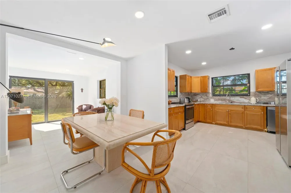 638 NE 141st St North Miami, FL 33161