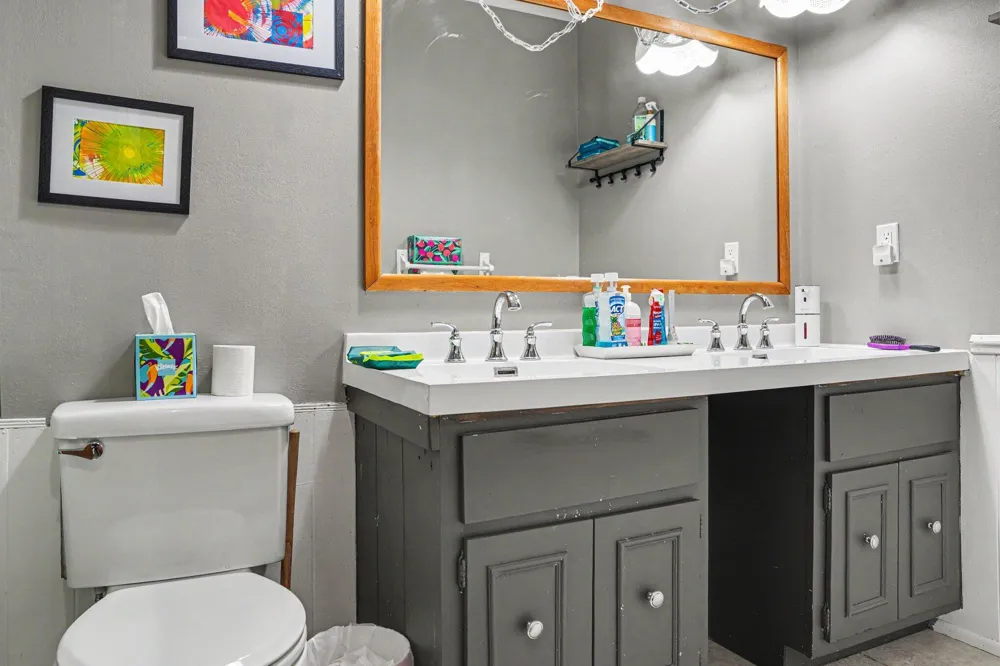 4071 S 7th Street Oshtemo Charter Township, MI 49009