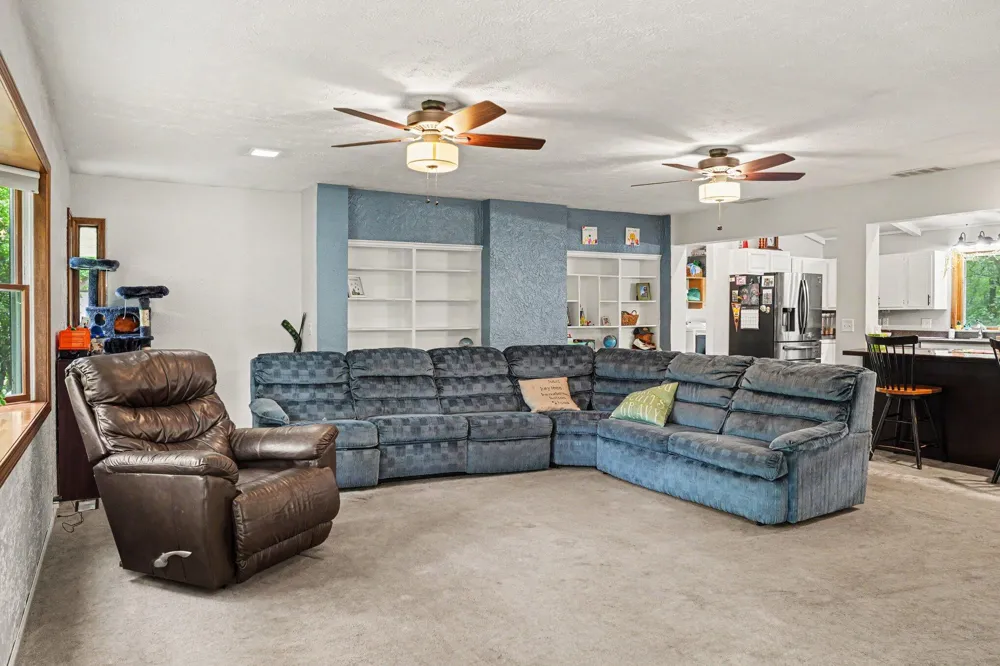 4071 S 7th Street Oshtemo Charter Township, MI 49009