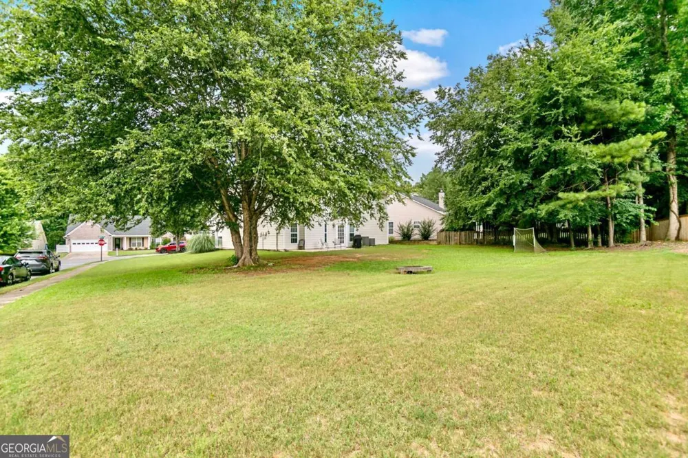 4026 Mcdowell DR Acworth, GA 30101