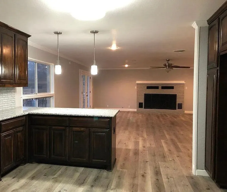 270 Butcher Point Gainesville, TX 76240