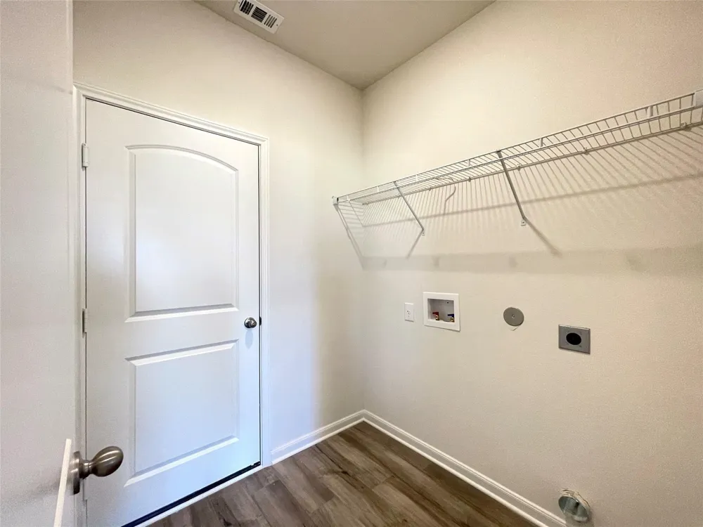 623 Aqueduct Drive Seagoville, TX 75159