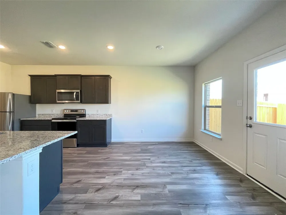 623 Aqueduct Drive Seagoville, TX 75159