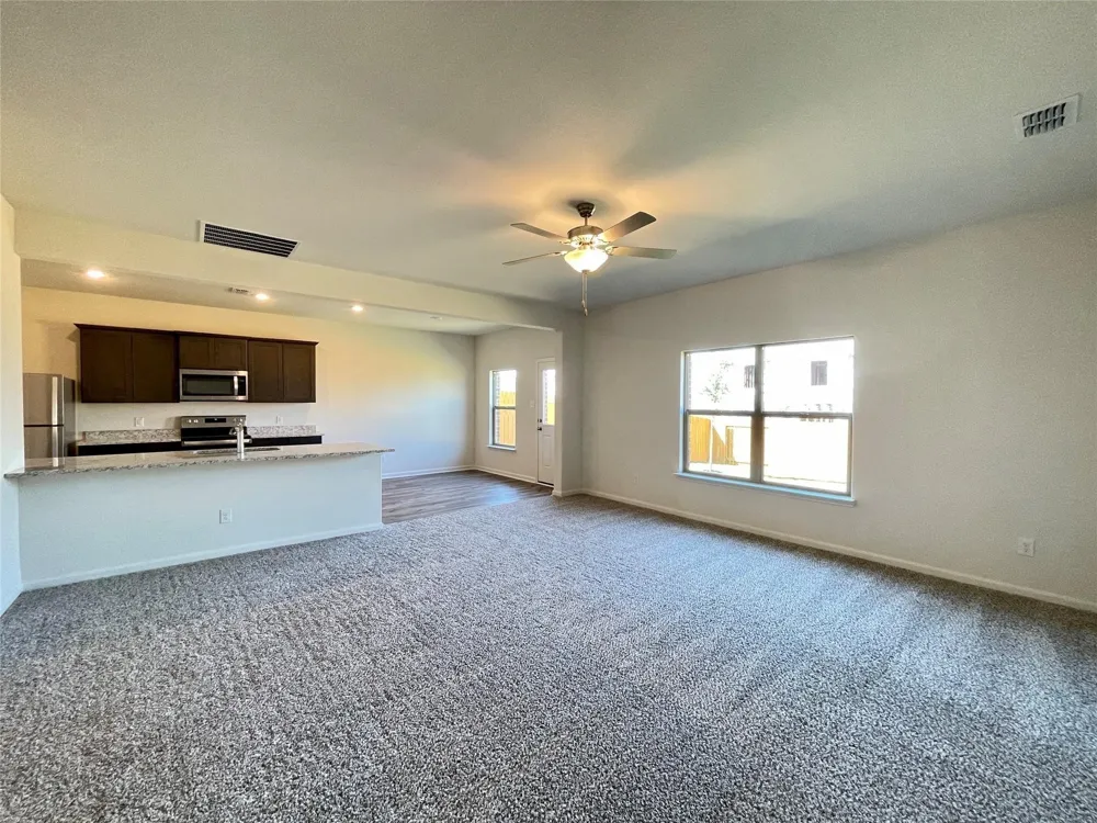 623 Aqueduct Drive Seagoville, TX 75159