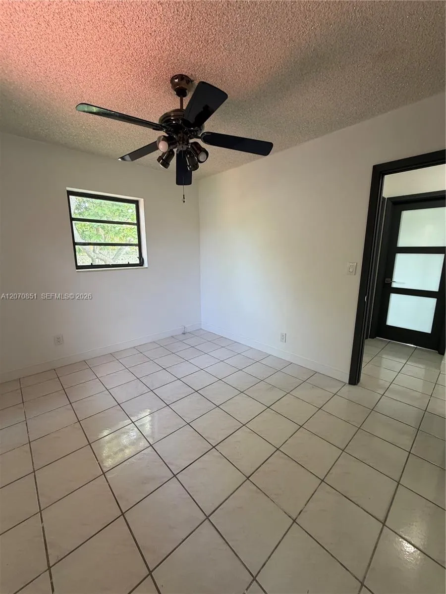 4175 SW 87th Ave #1 Miami, FL 33165