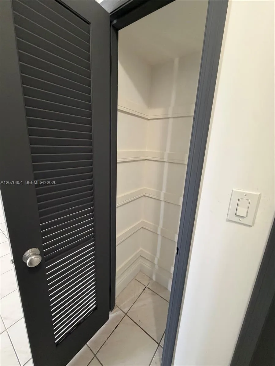 4175 SW 87th Ave #1 Miami, FL 33165