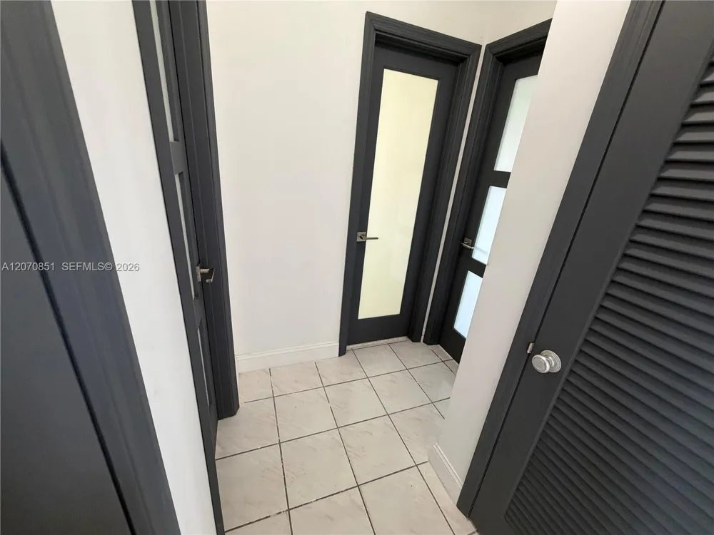 4175 SW 87th Ave #1 Miami, FL 33165