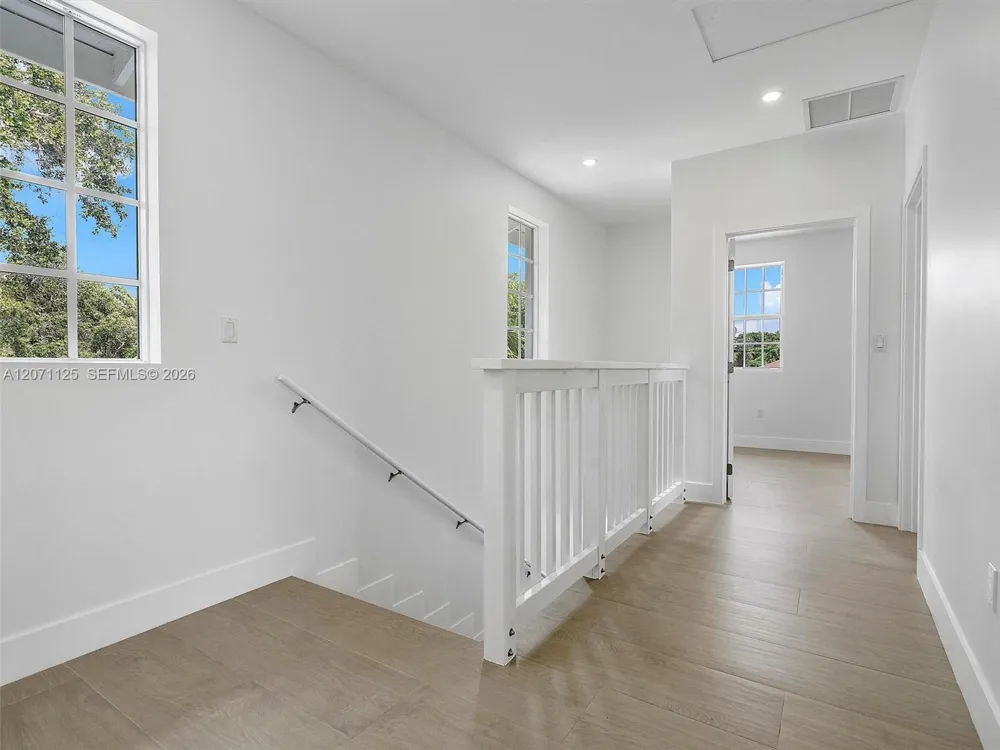 112 Florida Ave Coral Gables, FL 33133