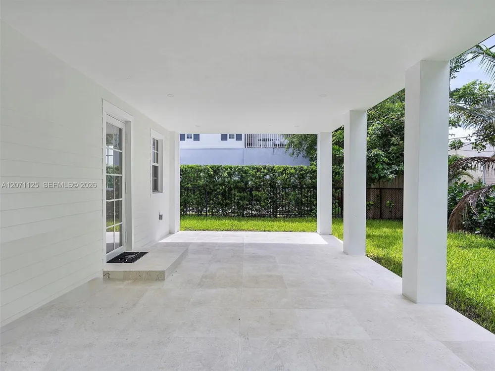112 Florida Ave Coral Gables, FL 33133