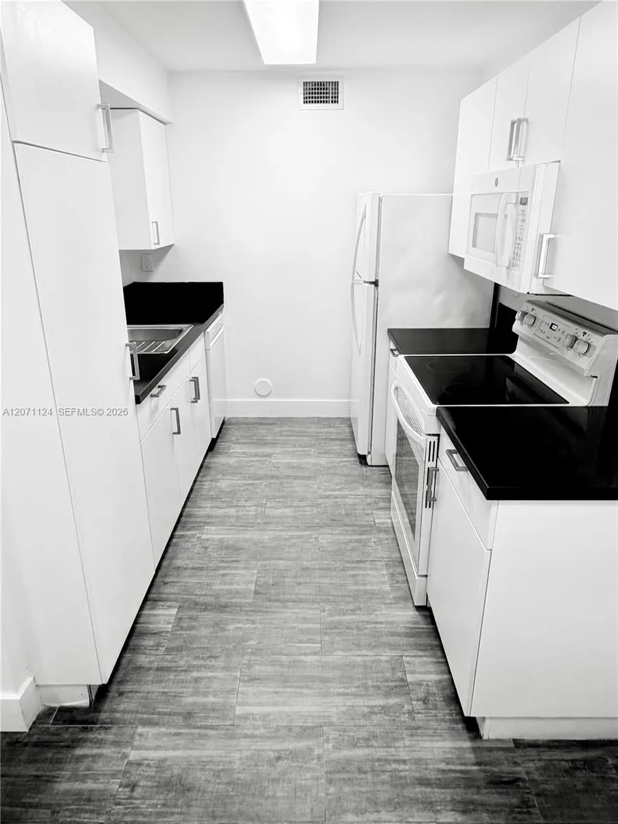 Address Not Shown Doral, FL 33178