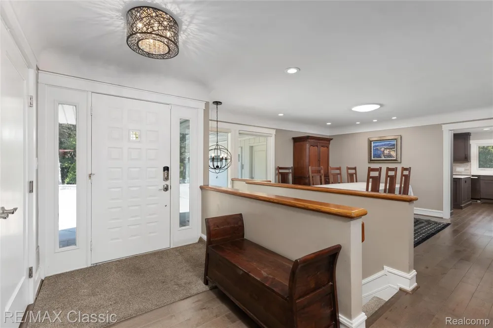 6600 Valley Spring Road Bloomfield Hills City, MI 48301