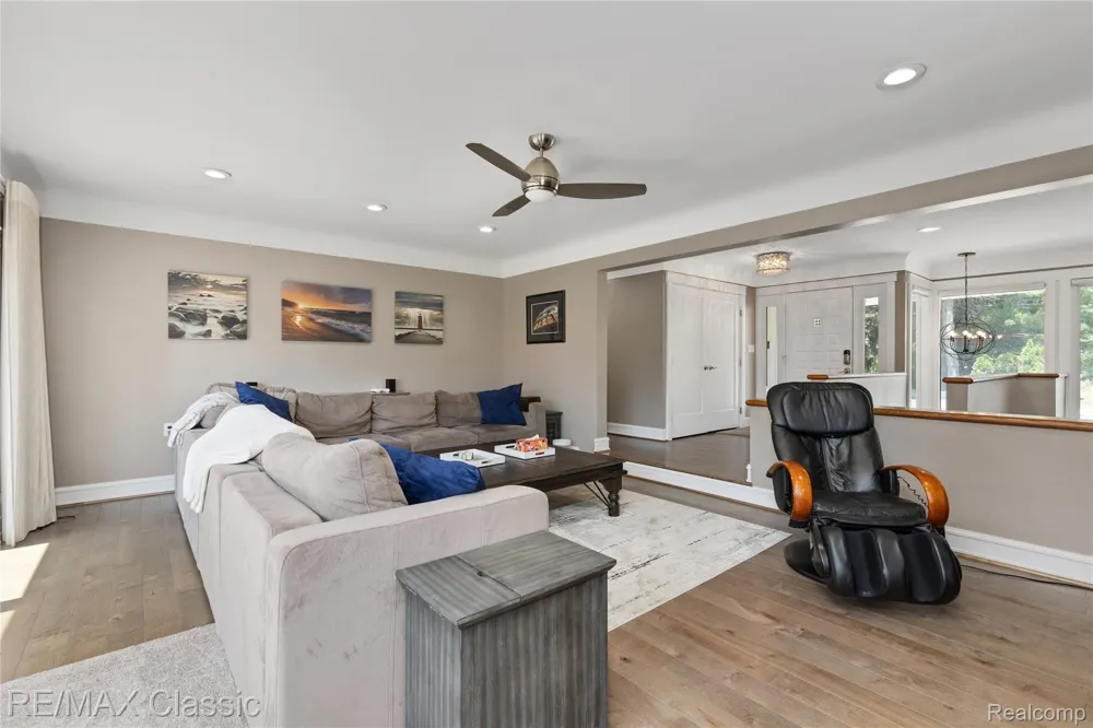 6600 Valley Spring Road Bloomfield Hills City, MI 48301
