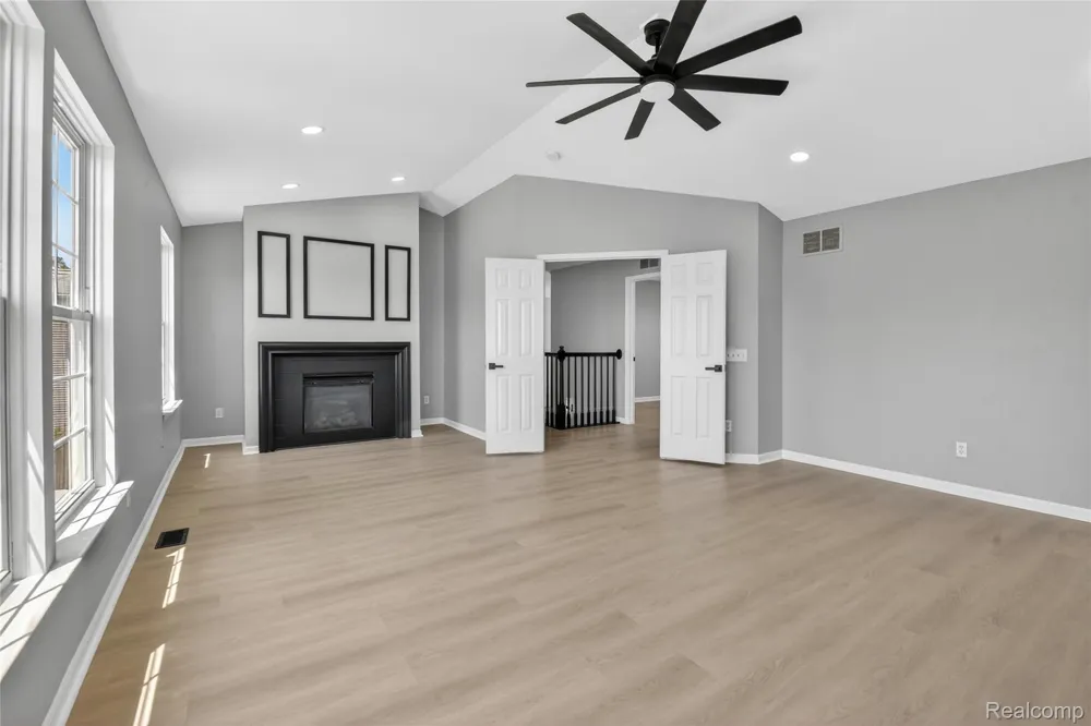 8862 Prairie Street York Charter Township, MI 48197