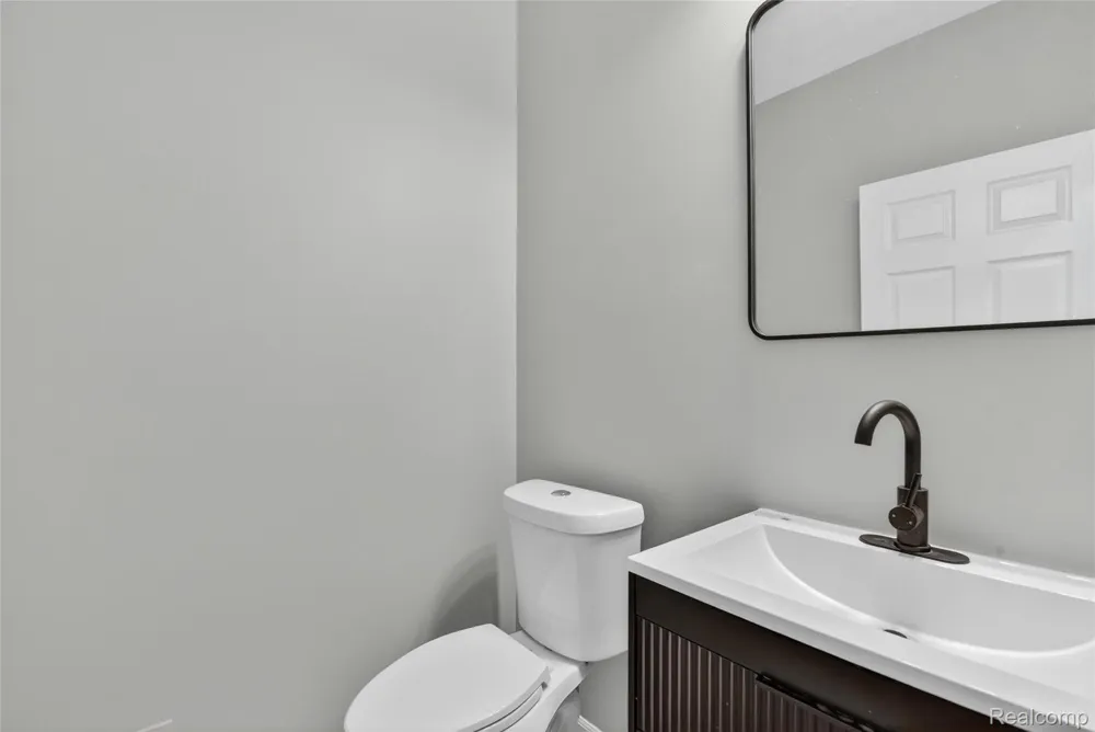 8862 Prairie Street York Charter Township, MI 48197