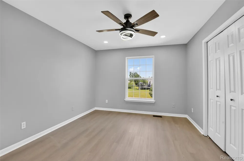 8862 Prairie Street York Charter Township, MI 48197